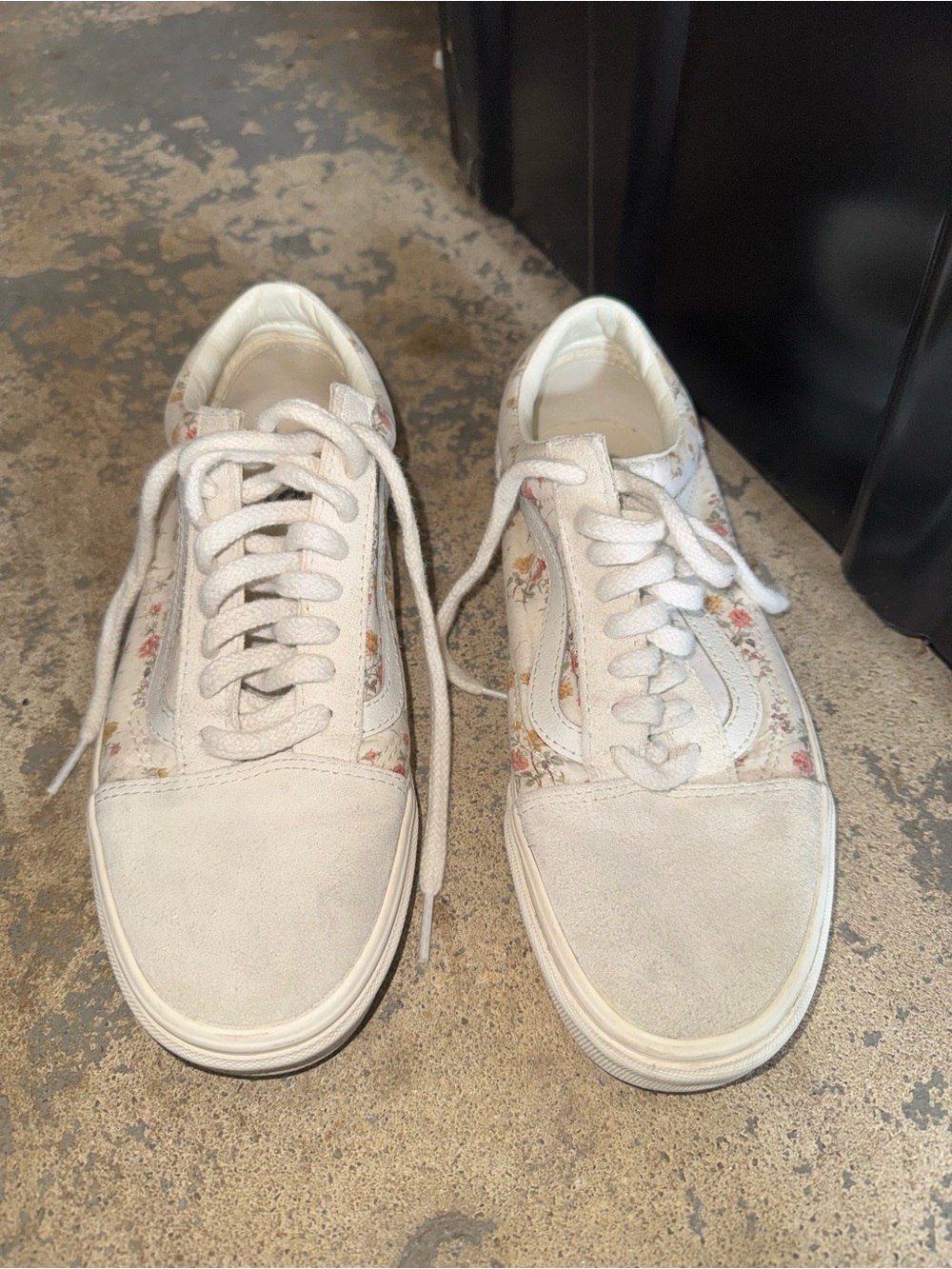 Vans White Floral Low-Top Lace-Up Sneakers
